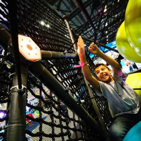 交互障碍训练场 - HIVE CHALLENGE  - Soft Play LLC - 之字型 / 攀爬器材 / 钢