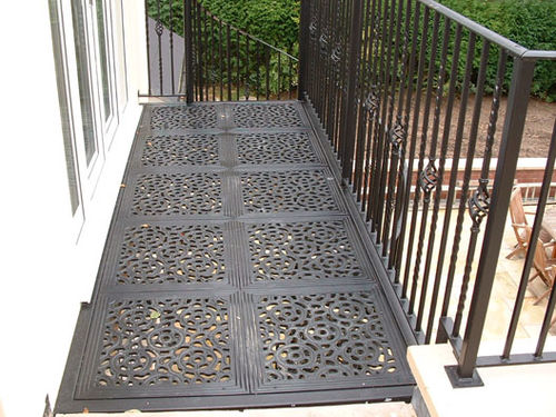 带栏杆阳台 - VICTORIAN WITH BALUSTERS - British Spirals & Castings - 锻铁