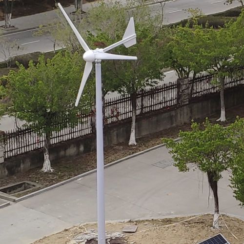 平行轴小型风力发电机 - FS-5kW - Zhejiang WinPower Energy - 三叶片 / 位于自承重桅杆上