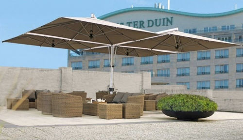 正方形遮阳伞 - QUATTRO - BOREK parasols | outdoorfurniture - Batyline® 材质 / Sunbrella® / 铝制