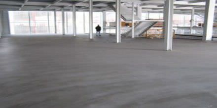 光滑涂料 - WEBER.FLOOR 4150 - Weber Industries - 地面用 / 水泥基底