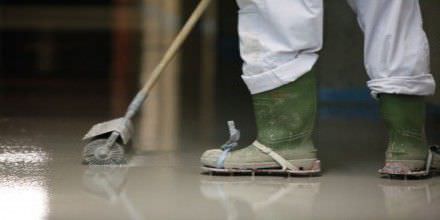 光滑涂料 - WEBER.FLOOR 4630 - Weber Industries - 地面用 / 水泥基底
