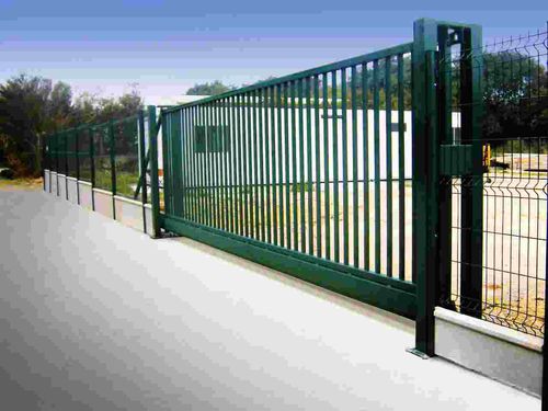 滑动大门 / 铝制 / 带栏杆 / 商用