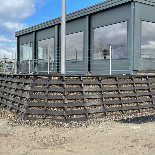强化地面挡土墙 - ECOCRIB - Tensar International - 混凝土 / 木质 / 再生塑料