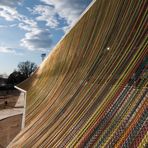 金属织物类膜材 - CURVED, FIXED - KriskaDECOR - 立面