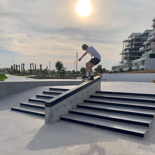 混凝土滑板场 - DUBAI - World Skate Parks
