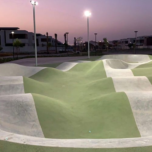 滑板场用泵道 - ABU DHABI, WEST YAS - World Skate Parks - 混凝土