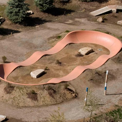 滑板场用泵道 - BRECKENRIDGE, CO - World Skate Parks - 混凝土