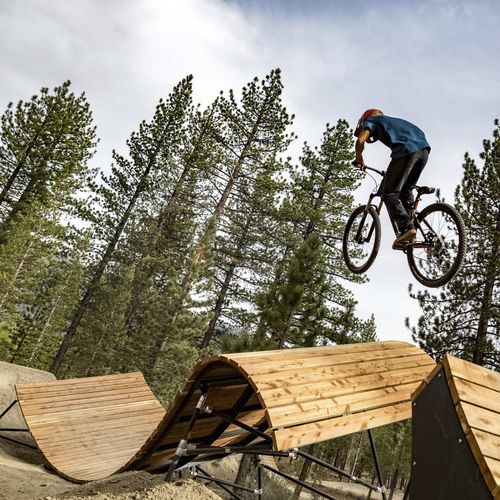 木质滑板场 - LAKE TAHOE, CA - World Skate Parks - 用于自行车公园