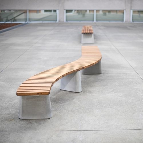 现代风格公共长椅 - REFORMA - mmcité street furniture - 硬木 / 混凝土 / 带椅背