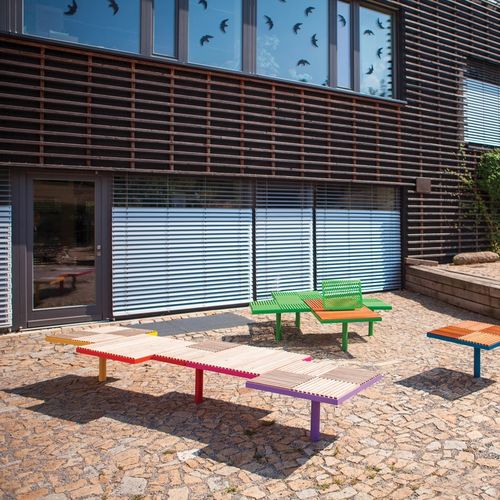 现代风格公共长椅 - PIXEL - mmcité street furniture - 硬木 / 刺槐木 / 电镀钢