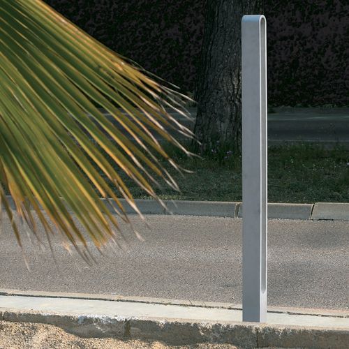 防护桩 - MIELON - mmcité street furniture - 铝铸铁 / 高 / 公共空间