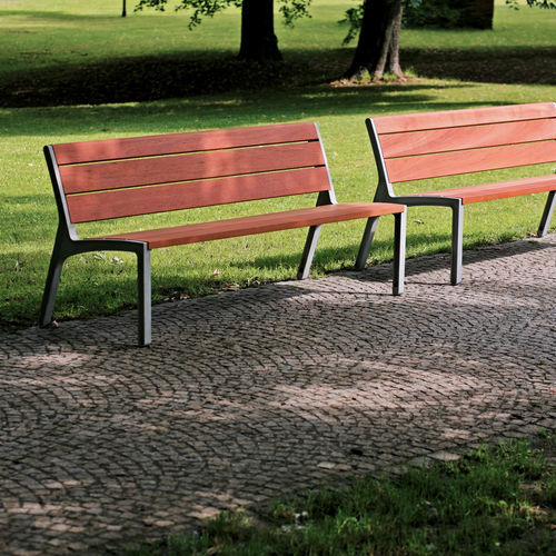 现代风格公共长椅 - Miela - mmcité street furniture - 硬木 / 异国木材 / 刺槐木