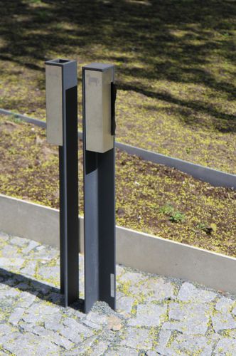 落地式衣帽架 - VALET - mmcité street furniture - 壁挂 / 不锈钢 / 现代风格