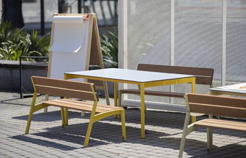 现代风格桌 - VERA - mmcité street furniture - 粉末涂层钢 / 钢 / 不锈钢