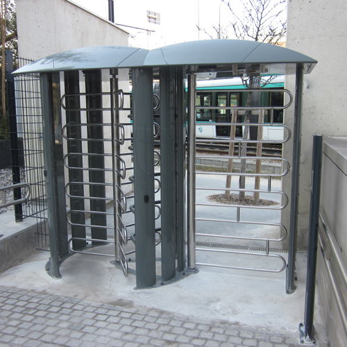 全高旋转闸门 - ULMALU&reg; TS 120 PMR - TGO (TRAVAUX GENERAUX DE L'OUEST) - 安全 / 金属 / 铝框架