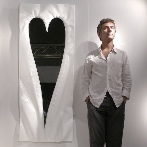 壁挂镜子 - CUORE BIANCO / WHITE HEART - marco mazzei - 现代风格 / 长方形 / 彩绘金属
