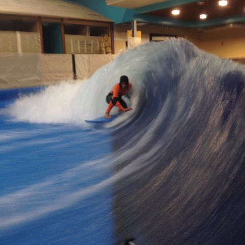 水上乐园室内冲浪机 - SURFSTREAM® - Polin Waterparks