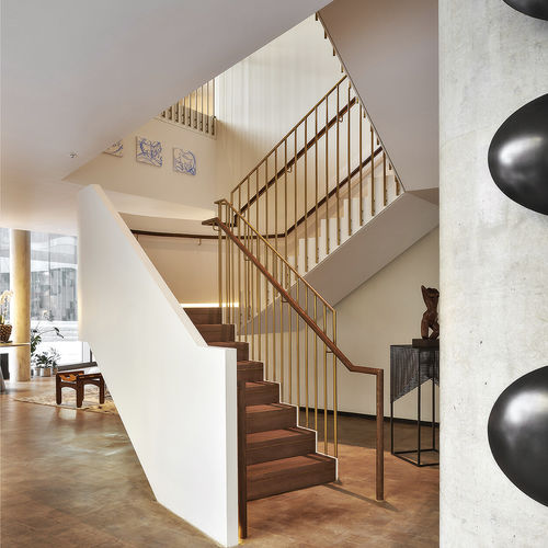高端楼梯 - ONE BLACKFRIARS HOTEL, LONDON - EeStairs - 螺旋 / 木台阶 / 金属结构
