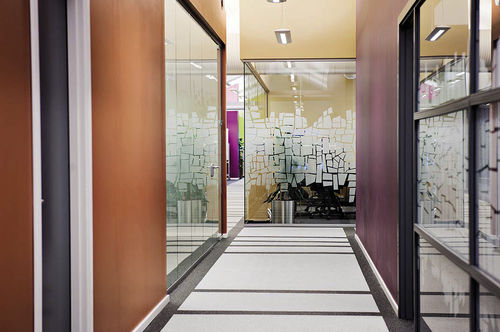 橡胶地板 - SPORTEC® purcolor - KRAIBURG Relastec GmbH & Co. KG - EPDM / 公共机构用 / 用于运动设施