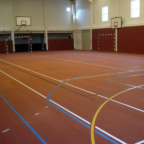 室内运动地板 - SPORTEC® UNI classic - KRAIBURG Relastec GmbH & Co. KG - 再生橡胶 / 复合陶瓷 / 多功能体育馆