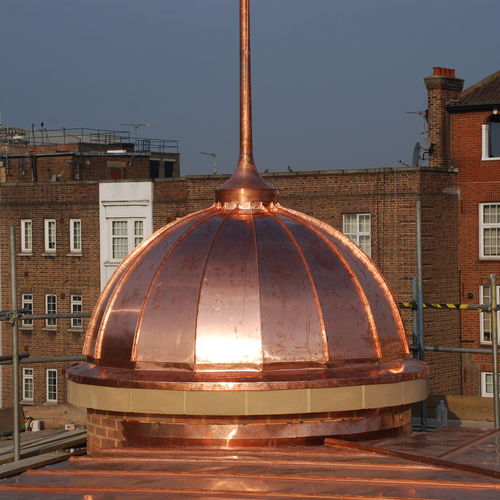 铜屋顶盖板 - 43 STREATHAM HILL - Peters Roofing - 仿金属 / 立边咬合 / 弯曲