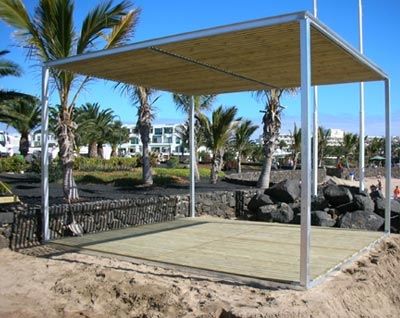 独立凉棚架 - PERGOLA DAU - URBADIS Microarquitectura - 电镀钢 / 帆布棚顶 / 定制