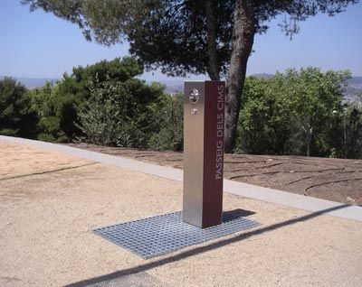 公共喷泉 - ADA - URBADIS Microarquitectura - 不锈钢