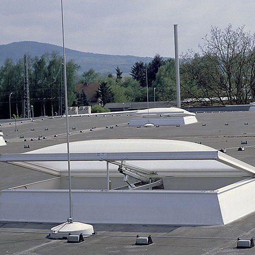 聚碳酸酯照明圆顶 - CLASSIC - Kingspan Light + Air - PVC / 弯曲 / 用于露台屋顶