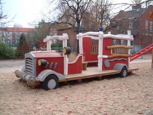 游乐场玩具车 - SPIELART : LE CAMION DE POMPIERS N5  - Pro Urba - Aqua Pro Urba