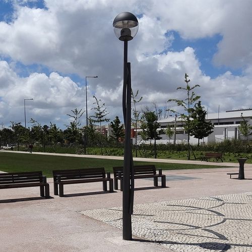 市政路灯 - ALTA - LARUS DESIGN - 现代风格 / 铝制 / 铝铸铁