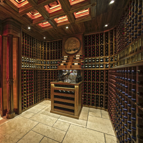 家用葡萄酒柜 - PRIVATE CELLAR HOMAN TIN  - Focus Wine Cellars - 嵌入式 / 木质 / 定制