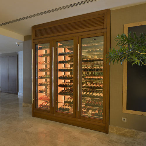 定制葡萄酒柜 - MARRIOTT SISLI HOTEL - Focus Wine Cellars - 专业 / 嵌入式 / 木质