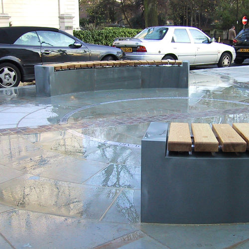 现代风格公共长椅 - LANCASTER GATE, LONDON - Factory Street Furniture - 栎木 / 花岗岩 / FSC环保标签