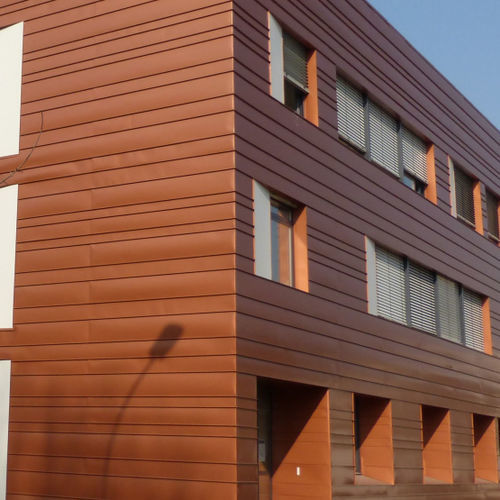 板式立面 - INSA LYON  - Arconic Architectural Products SAS, Merxheim/Frank - 带漆铝 / 立式 / 褶皱
