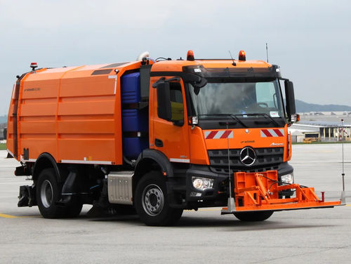 卡车安装式清扫机 - AS 990 - Aebi Schmidt - 抽吸 / 道路 / 粉尘