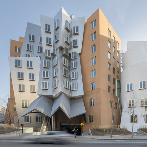 立面板 - MIT STATA CENTER - A. Zahner - 铝制 / 不锈钢 / 钛
