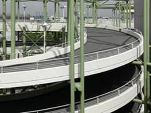 矿物铸件液体防水材料 - TRIFLEX PROPARK - Triflex GmbH & Co. KG - 甲基丙烯酸酯