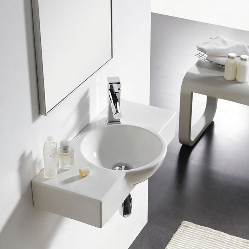 悬挂式台盆 - VENECIA 60 - Bath Collection S.L. - 瓷质 / 现代风格