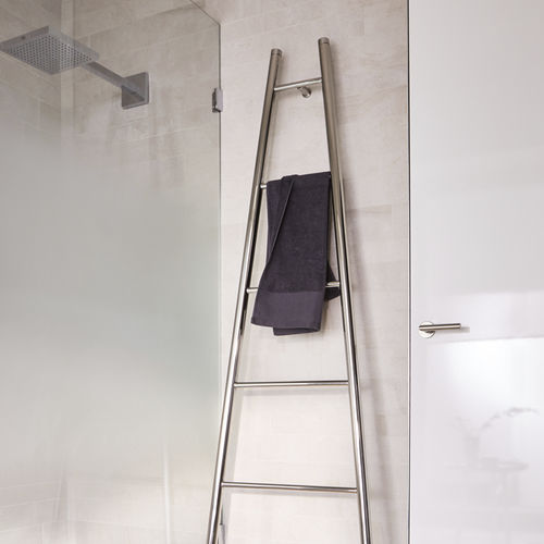 热水毛巾架散热器 - HT SPA EDELSTAHL - CHRISTESEN GmbH - 现代风格 / 不锈钢 / 落地式