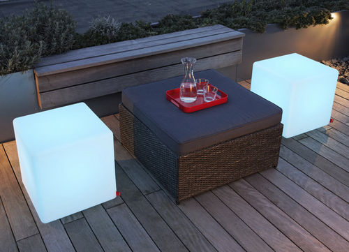 LED照明圆凳 - CUBE ACCU  - MOREE - 现代 / 塑料 / 商用