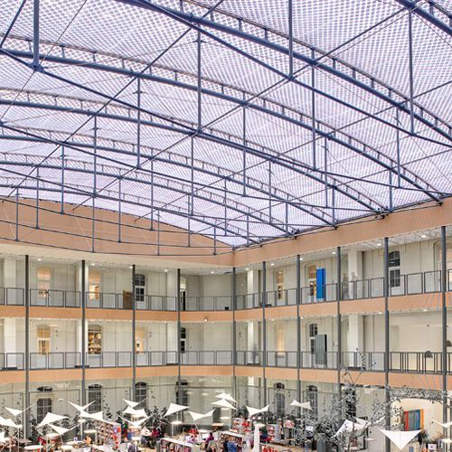 ETFE Texlon®织物类膜材 - PÔLE DES SAVOIRS, FRANCE - Vector Foiltec - 屋顶 / 半透明 / 弯曲