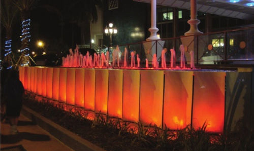 IP68摇头灯 - LED002/004 SERIES - COMPACT WHITE OR RGBW LIGHT - Crystal Fountains - LED / 浸没式 / 用于喷泉