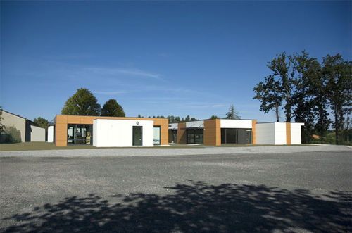 模块化建筑 - MACHÉ 190 m²  - Cougnaud - 预制 / 木质 / 学校用