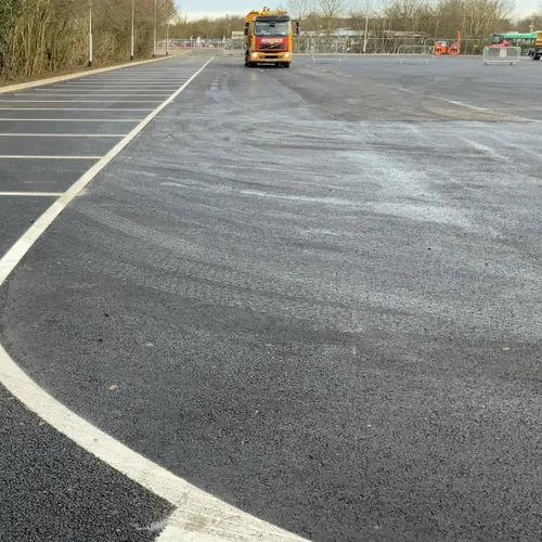 沥青地面 - SUPERDRAINASPHALT® - Aggregate Industries - 用于室外 / 商业 / 公路