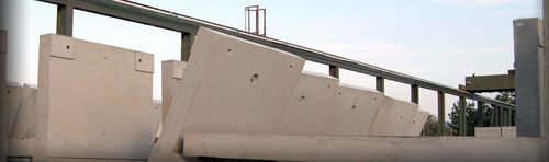 钢筋混凝土预制墙 - THERMOWALL - Cornish Concrete Products  - 配有绝缘层
