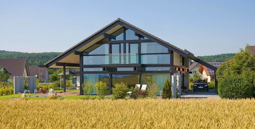 漂浮房屋 - ART 3 SAMPLE 1 - Huf Haus  - 生态型 / 传统风格 / 2层楼
