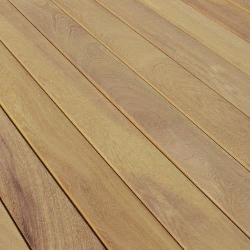 硬木露台地板条 - IROKO  - Silva Timber Products 