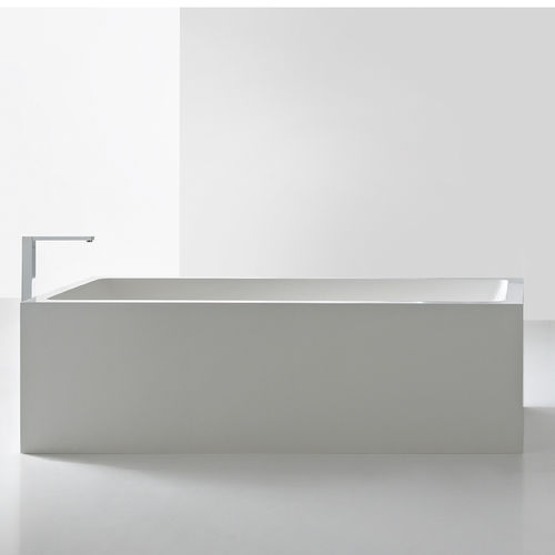 放置式浴缸 - MINIMAL - CASA BATH - 复合材料 / 白色