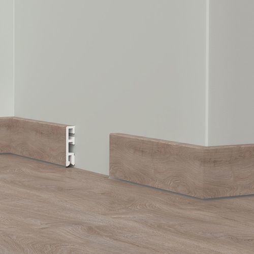 白色踢脚线 - USL 60 CUBICA - DÖLLKEN Profiles GmbH - 银色 / 聚合物 / PVC